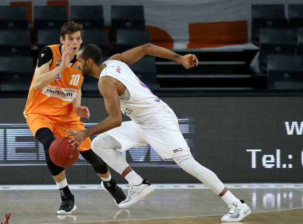 对战术打法 对战术打法